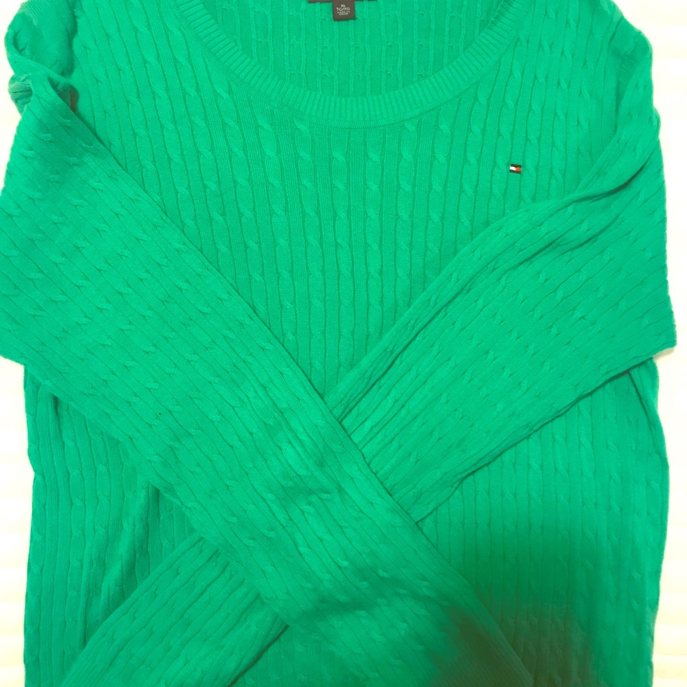 Tommy Hilfiger sweater